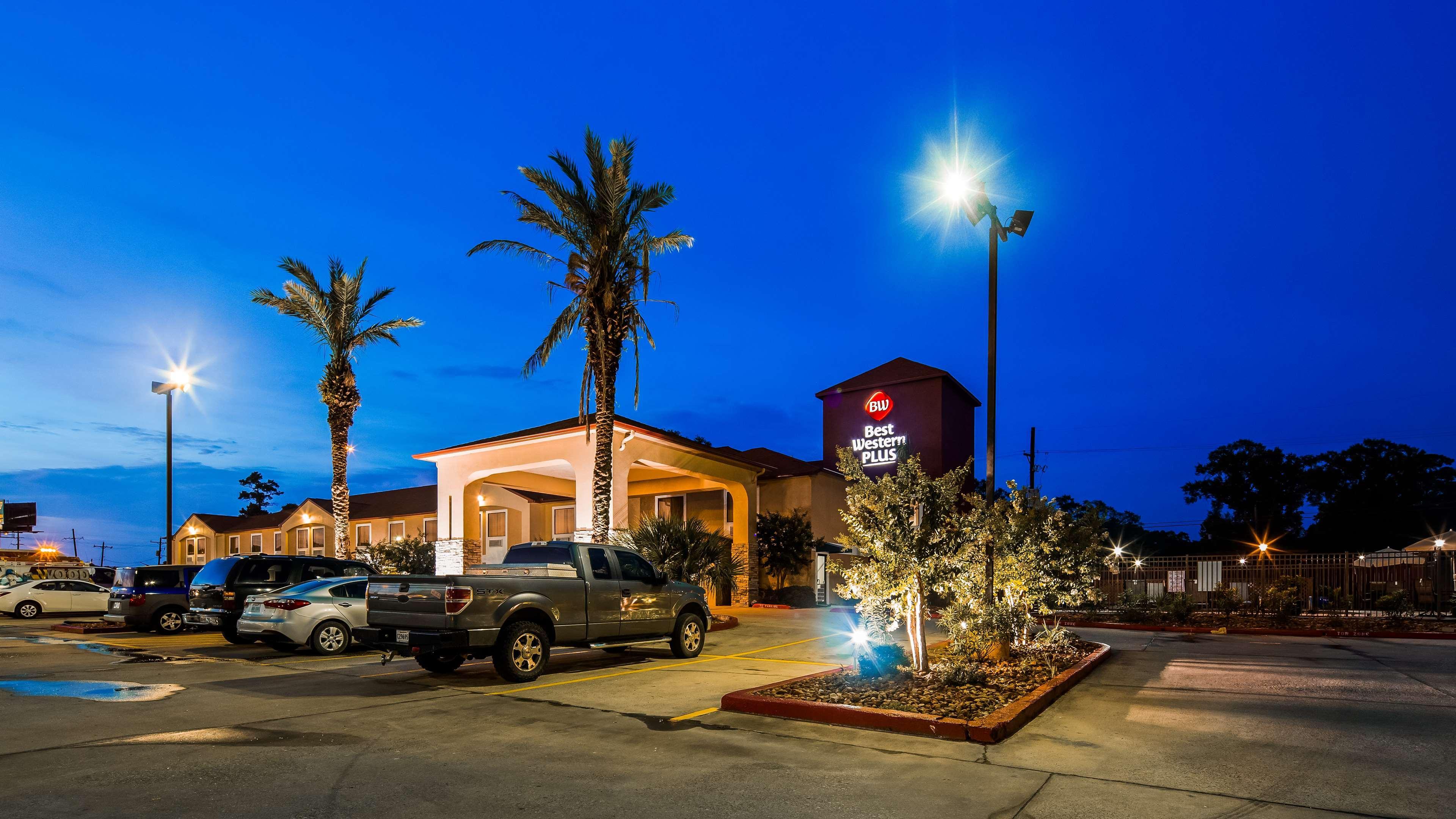 Best Western Plus Orange County Vidor Eksteriør billede